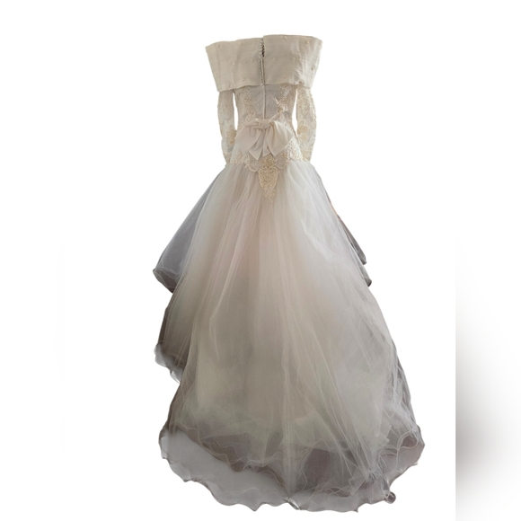 Vintage Alfred Angelo Classic Off the Shoulder Wedding Dress Size 4-6? - Picture 5 of 13